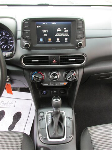 Used 2020 Hyundai Kona SE FWD image 28