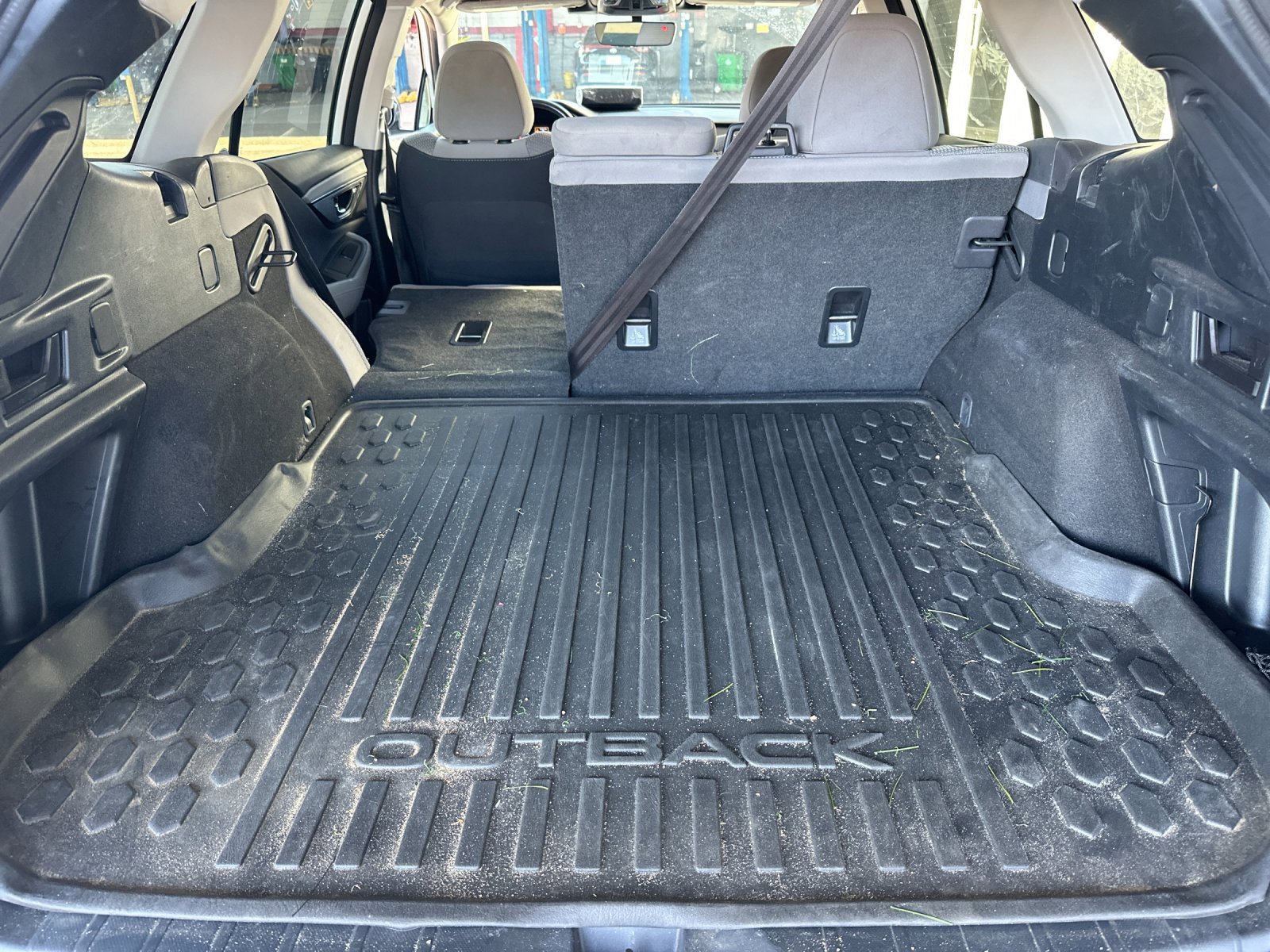 Used 2024 Subaru Outback Premium image 14