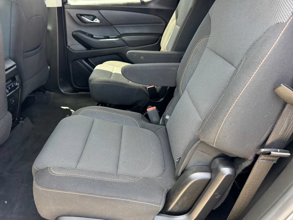 Used 2019 Chevrolet Traverse LT FWD image 11