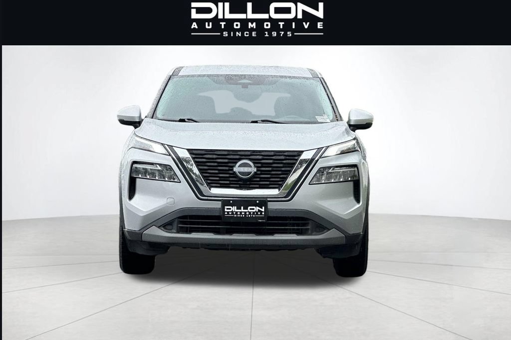 Used 2022 Nissan Rogue SV AWD/4WD image 9
