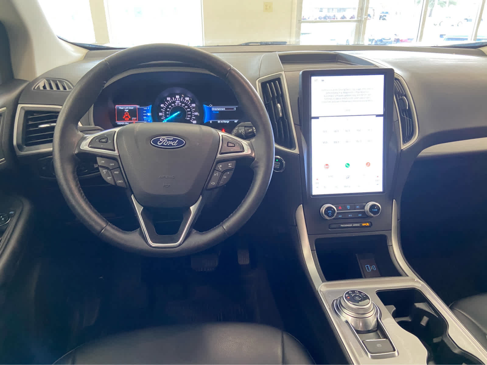 Used 2024 Ford Edge SEL w/ Convenience Package AWD/4WD image 23