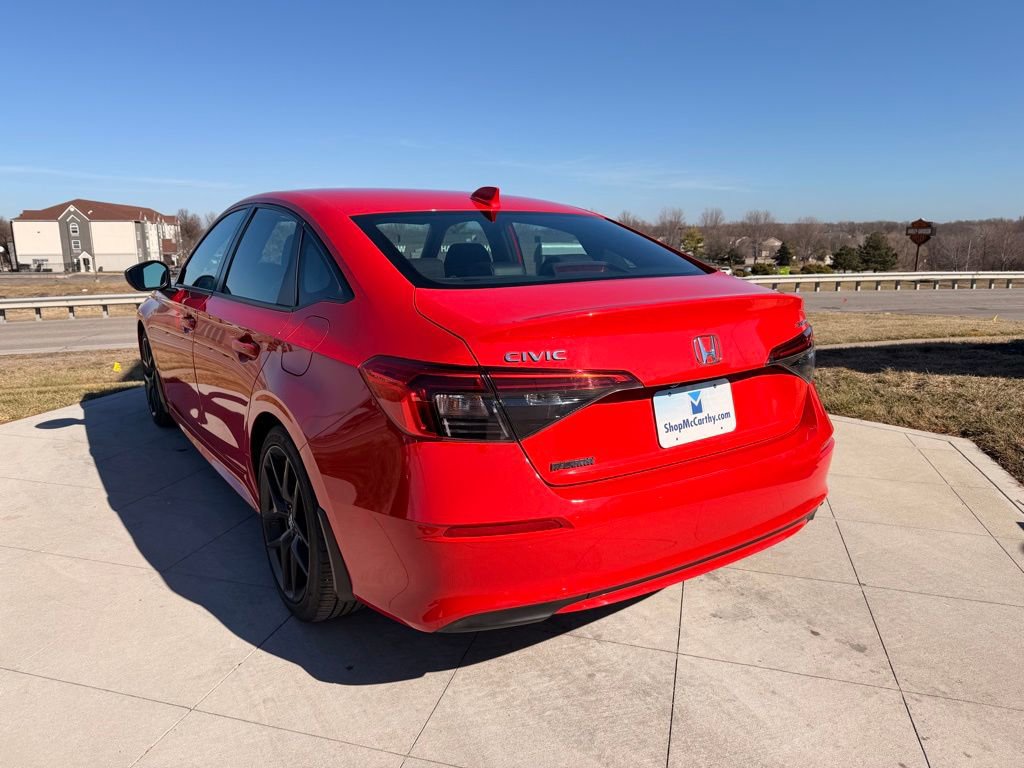 Used 2023 Honda Civic Sport image 3