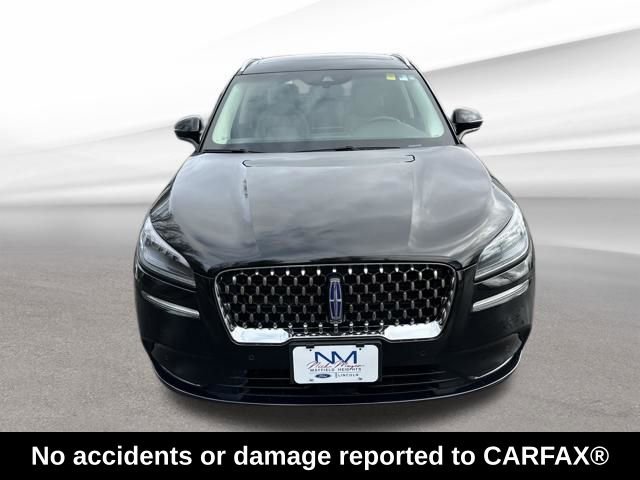 Used 2022 Lincoln Corsair Grand Touring image 2