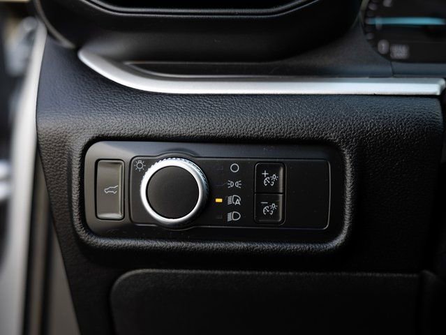 Used 2021 Ford Explorer XLT image 20