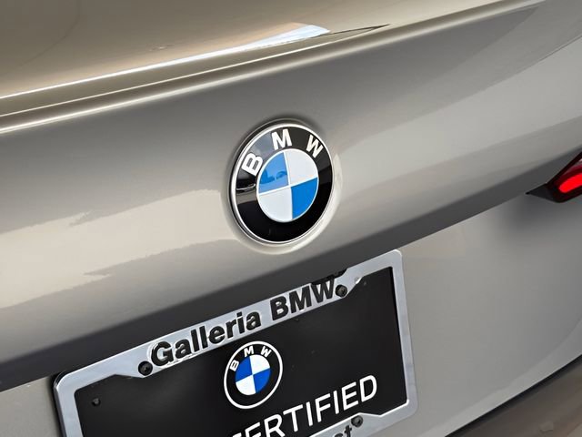 Used 2025 BMW 530i w/ Premium Package image 8
