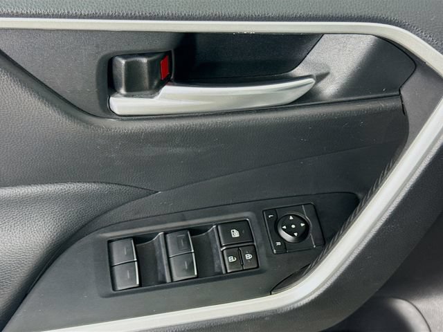 Certified 2023 Toyota RAV4 XLE FWD image 19