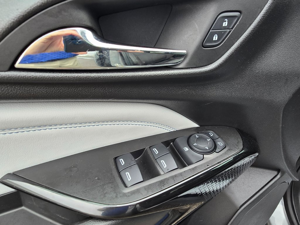 Used 2024 Chevrolet Trax LT image 21