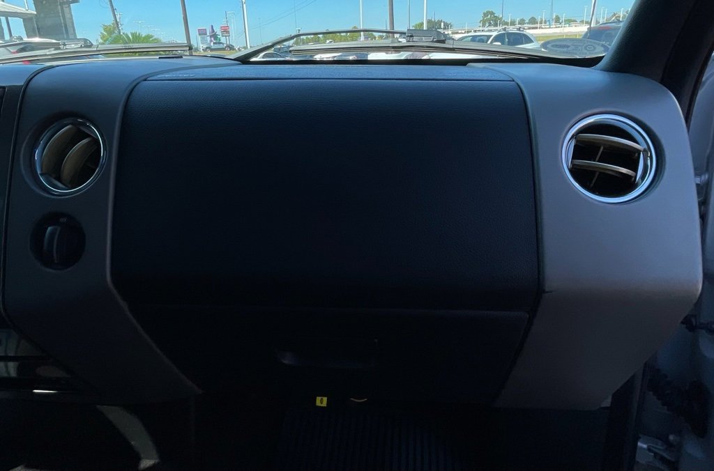 Used 2004 Ford F150 FX4 image 24