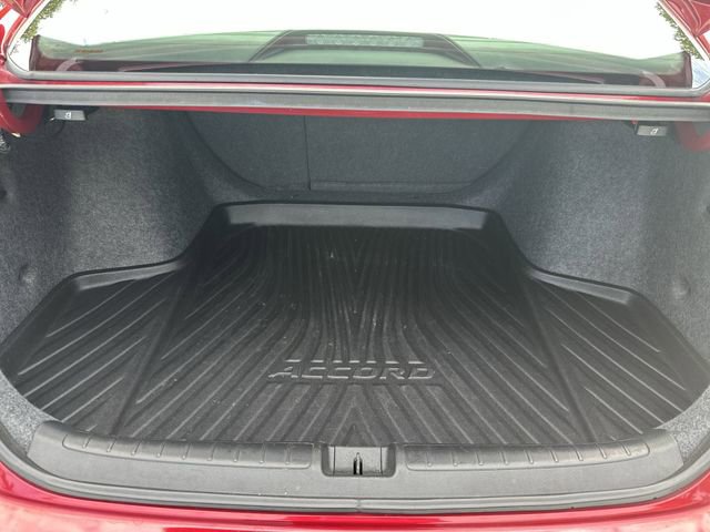 Used 2018 Honda Accord Touring image 26