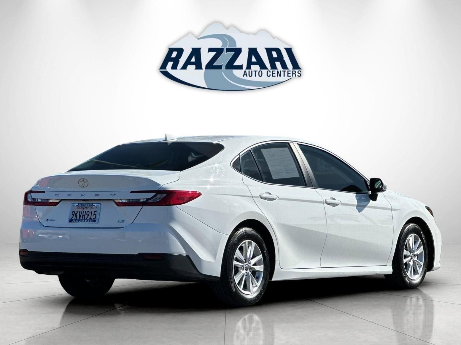Used 2025 Toyota Camry LE FWD image 3