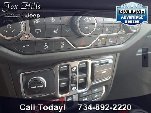 New 2026 Jeep Gladiator Mojave w/ Safety Group AWD/4WD image 21