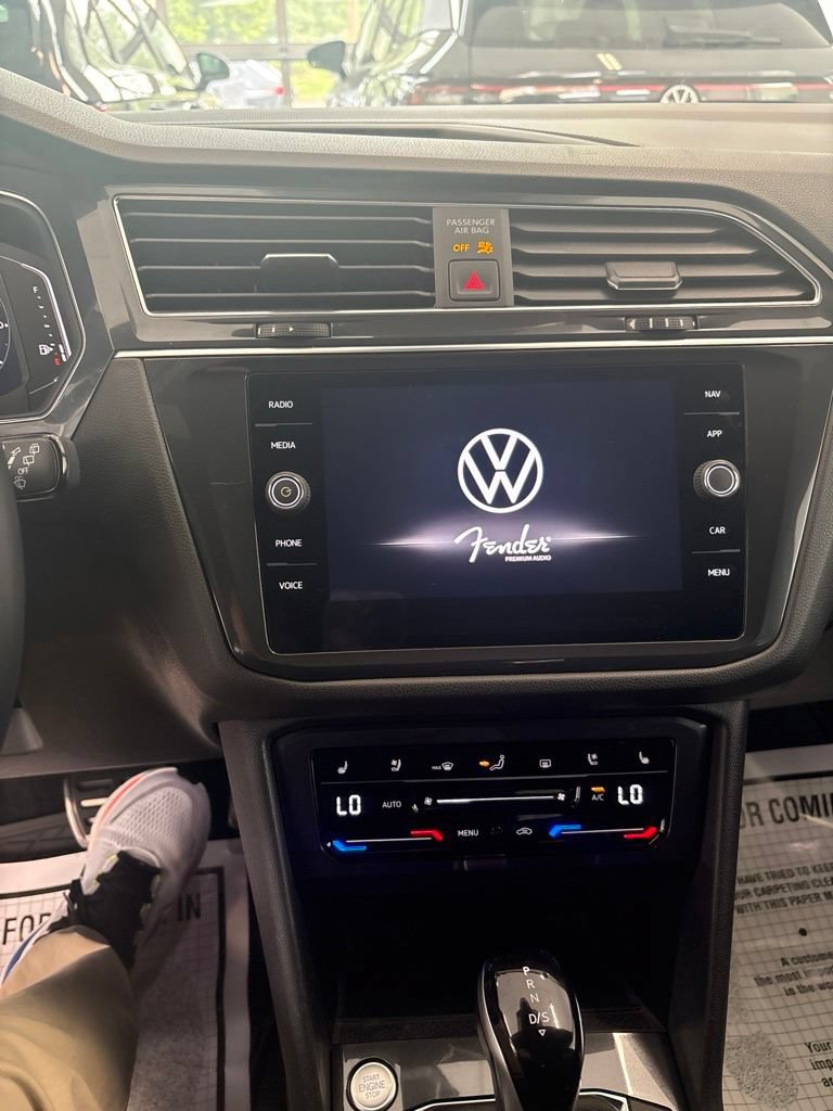 Used 2023 Volkswagen Tiguan SEL R-Line AWD/4WD image 25