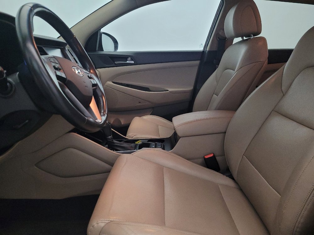 Used 2017 Hyundai Tucson SE Plus w/ Cargo Package image 17