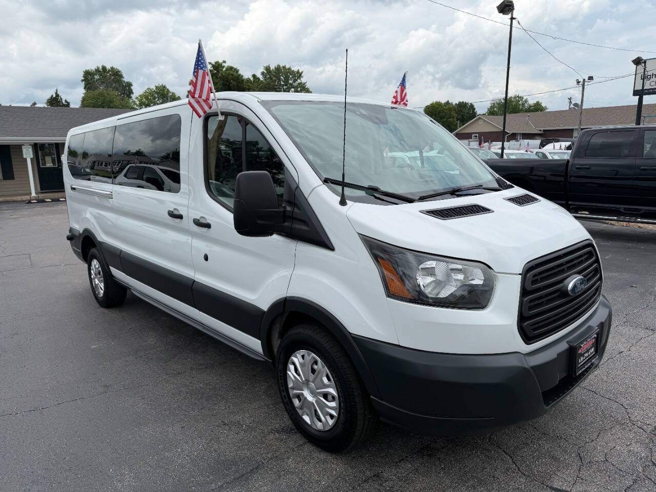 Used 2018 Ford Transit 350 XL RWD image 4
