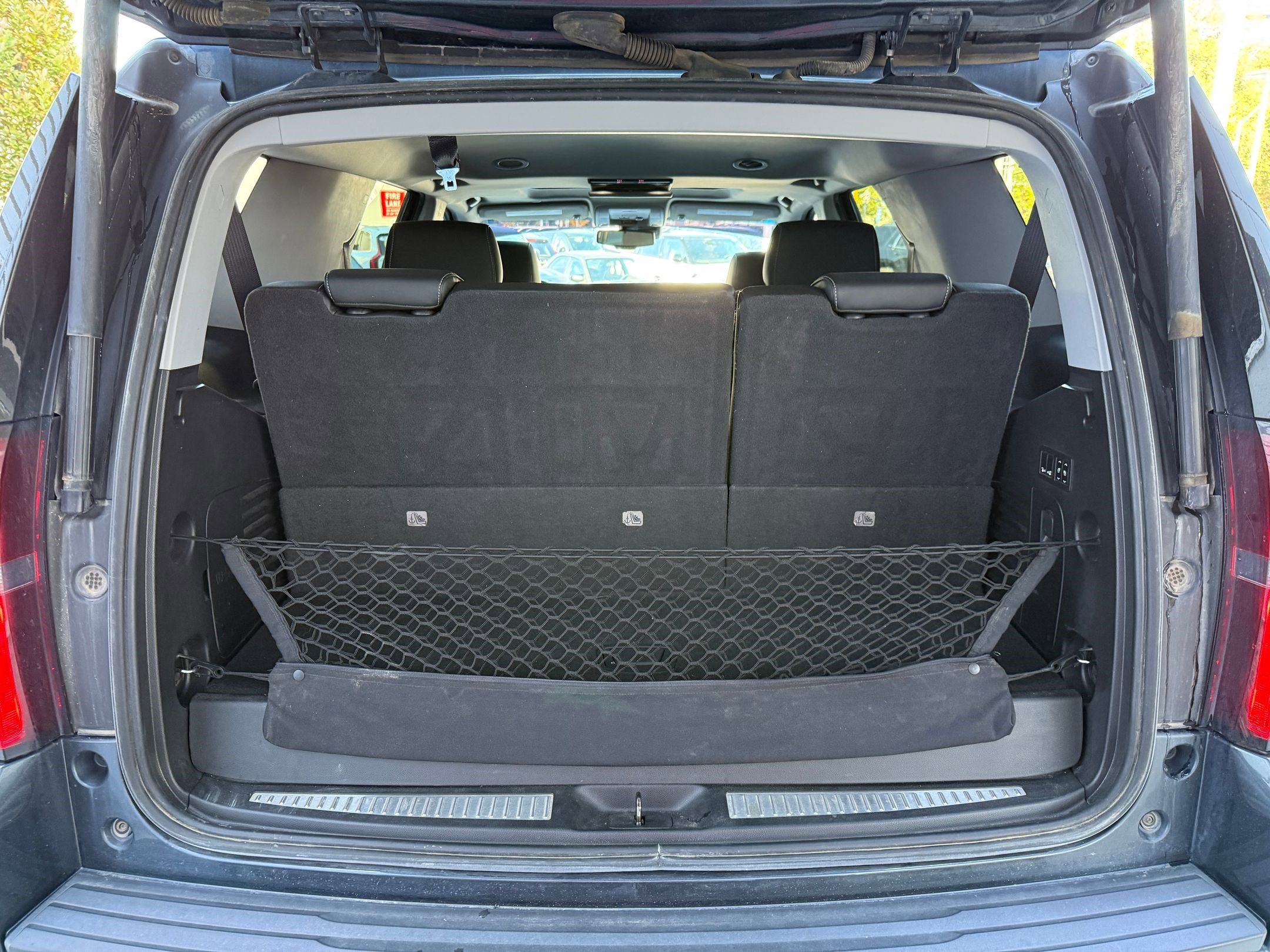 Used 2020 Chevrolet Tahoe Premier w/ 6.2L Performance Package image 32