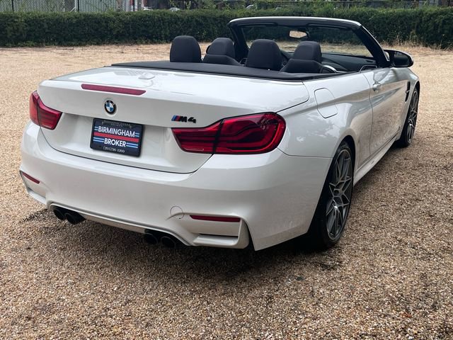 Used 2018 BMW M4 Convertible image 6