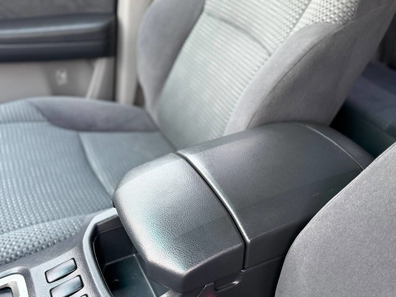 Used 2005 Toyota 4Runner Sport image 98