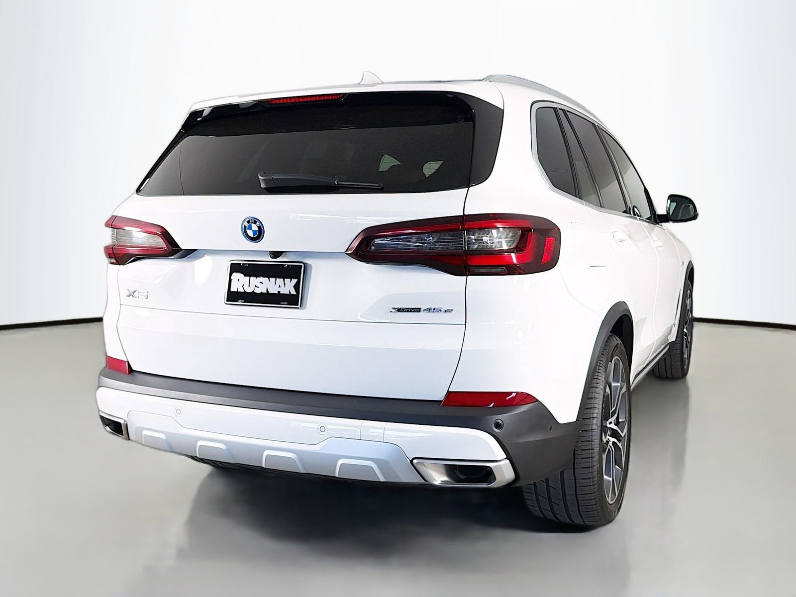Certified 2023 BMW X5 xDrive45e w/ Climate Comfort Package AWD/4WD image 7