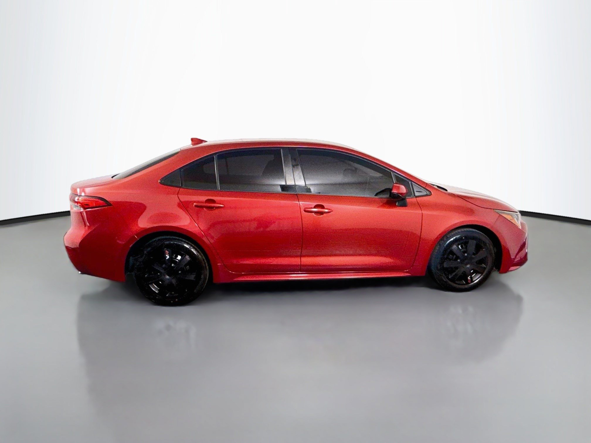 Used 2020 Toyota Corolla LE FWD image 11