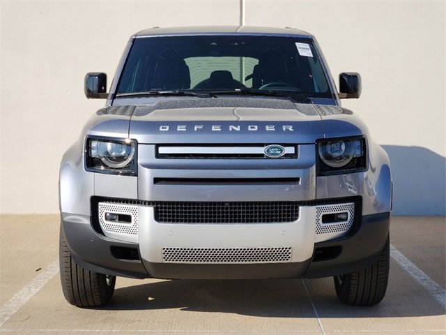 New 2024 Land Rover Defender 110 S image 2