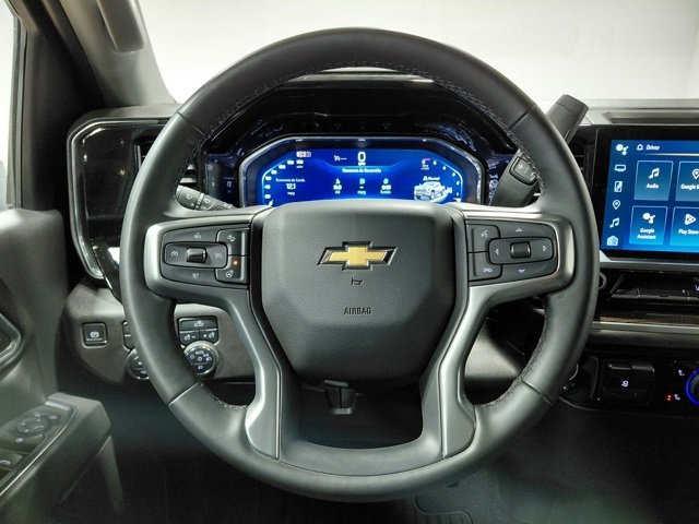Used 2025 Chevrolet Silverado 2500 LT w/ Convenience Package image 32