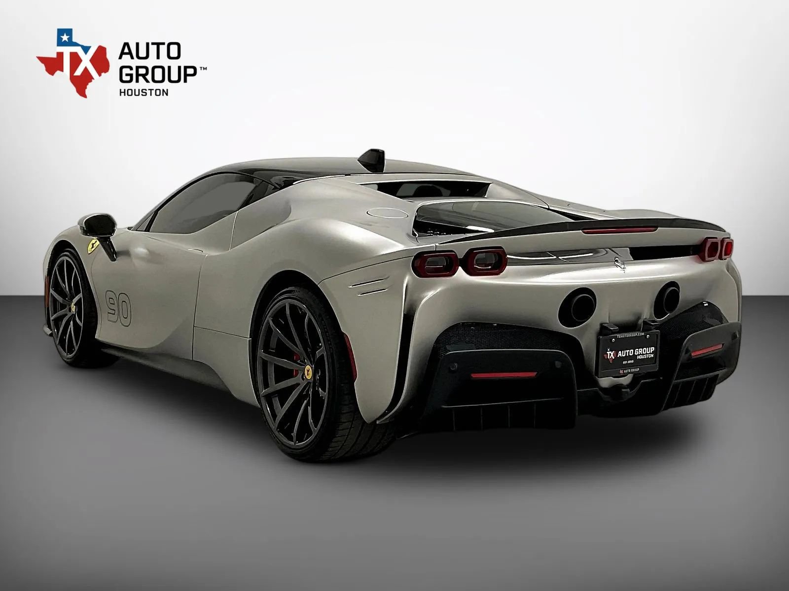 Used 2021 Ferrari SF90 Stradale AWD/4WD image 3