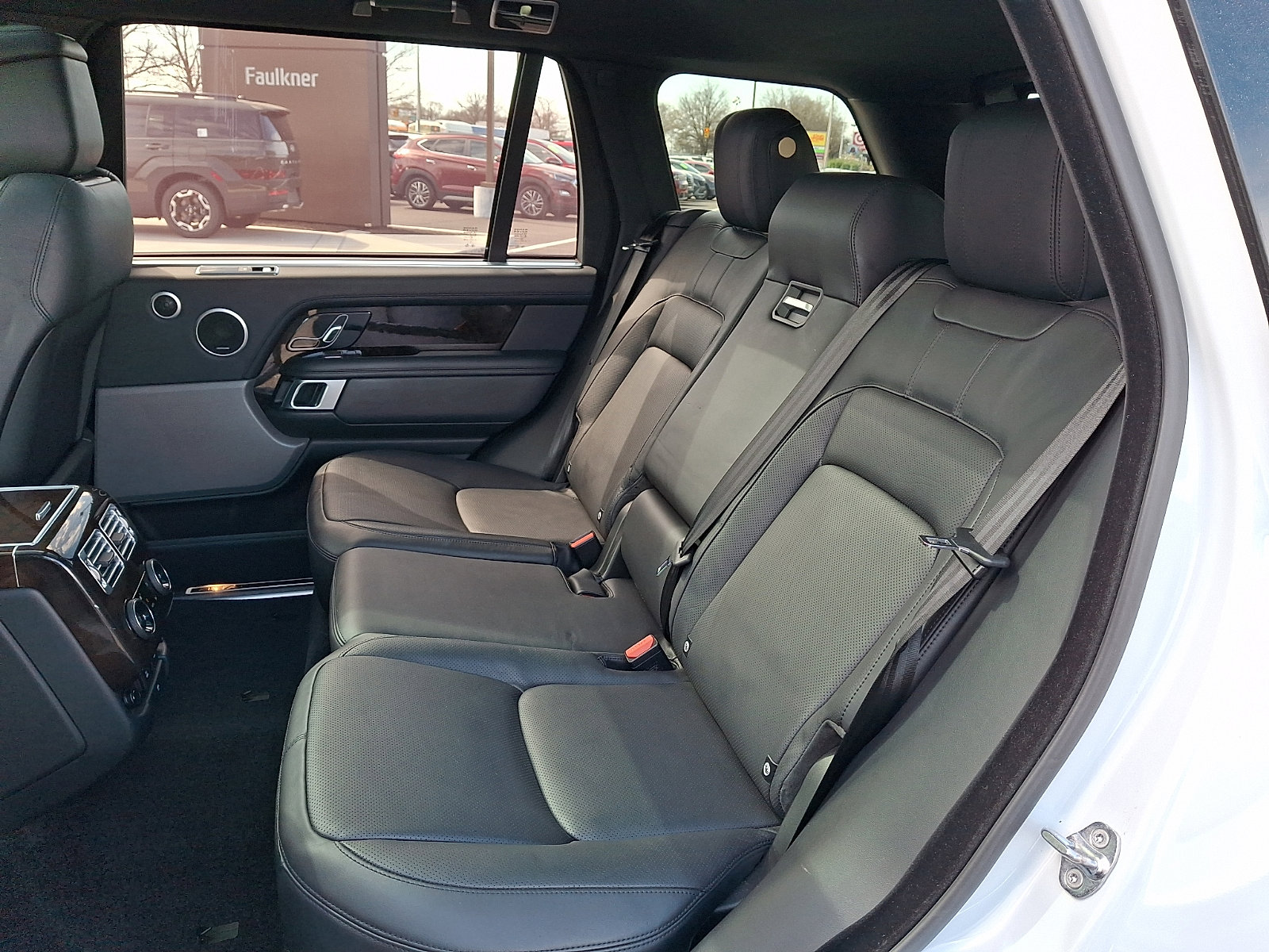 Used 2018 Land Rover Range Rover Long Wheelbase Supercharged image 10