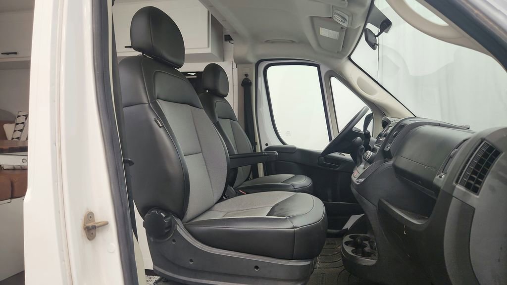 Used 2019 RAM ProMaster 2500 FWD image 9