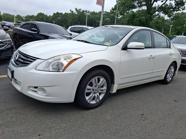 Used 2011 Nissan Altima 2.5 SL w/ 2.5SL Pkg FWD image 3