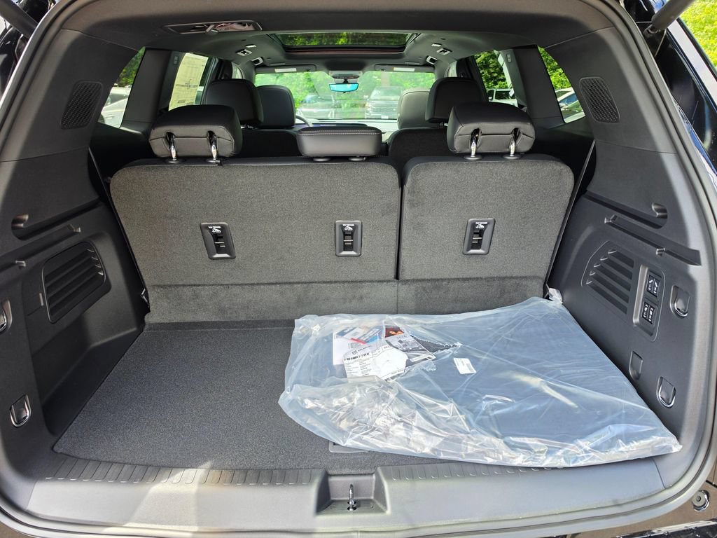 New 2026 Buick Enclave Sport Touring w/ Power Package AWD/4WD image 15