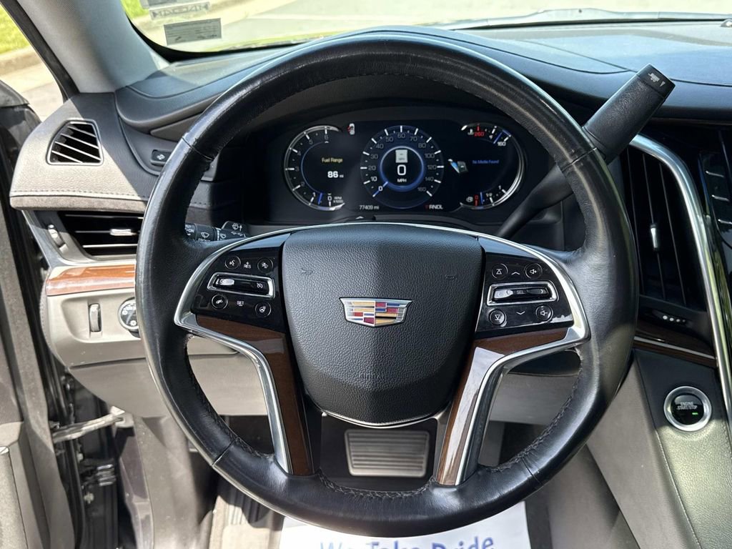 Used 2019 Cadillac Escalade Luxury AWD/4WD image 11