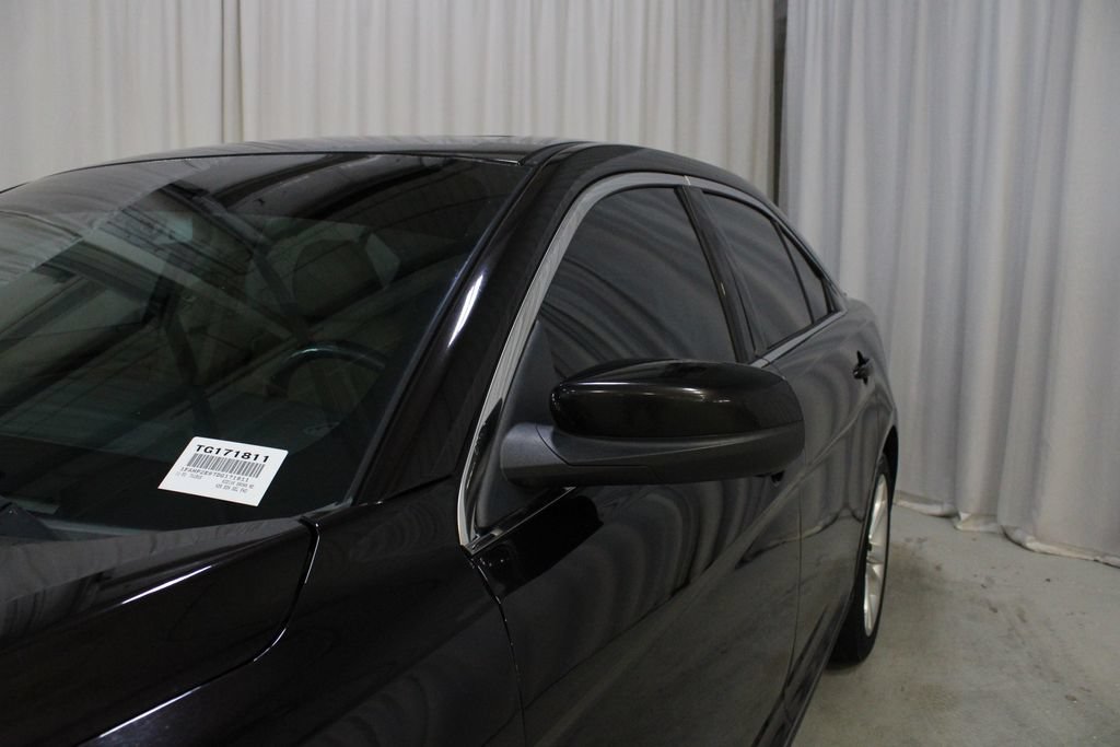 Used 2013 Ford Taurus SEL FWD image 31