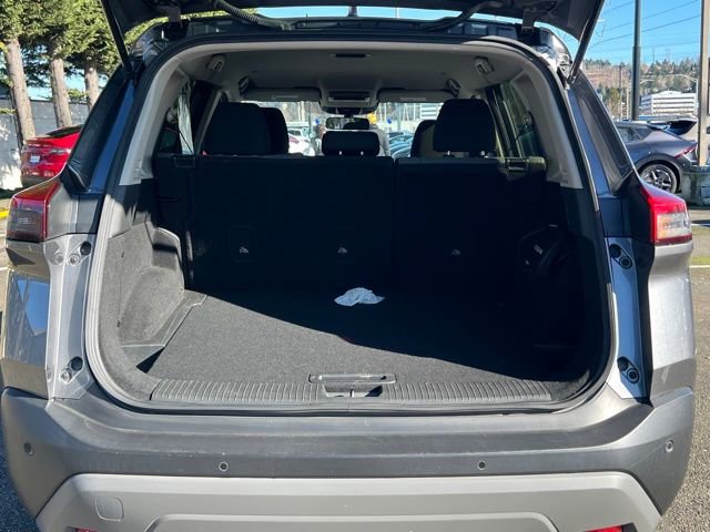 Used 2023 Nissan Rogue SV image 11