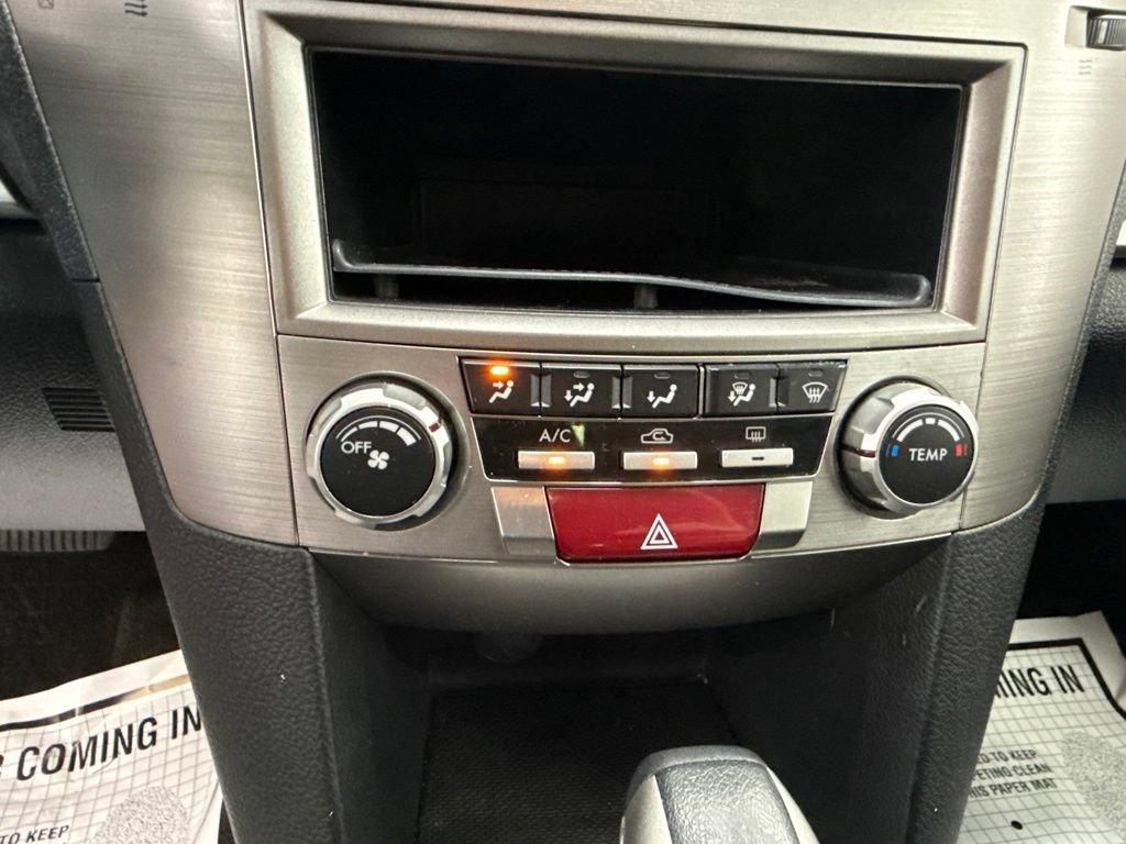 Used 2013 Subaru Outback 2.5i AWD/4WD image 29