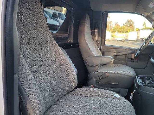 New 2025 Chevrolet Express 2500 w/ Driver Convenience Package RWD image 24