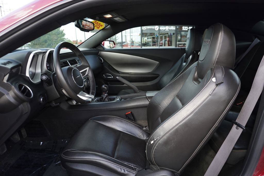 Used 2011 Chevrolet Camaro SS w/ RS Package RWD image 20