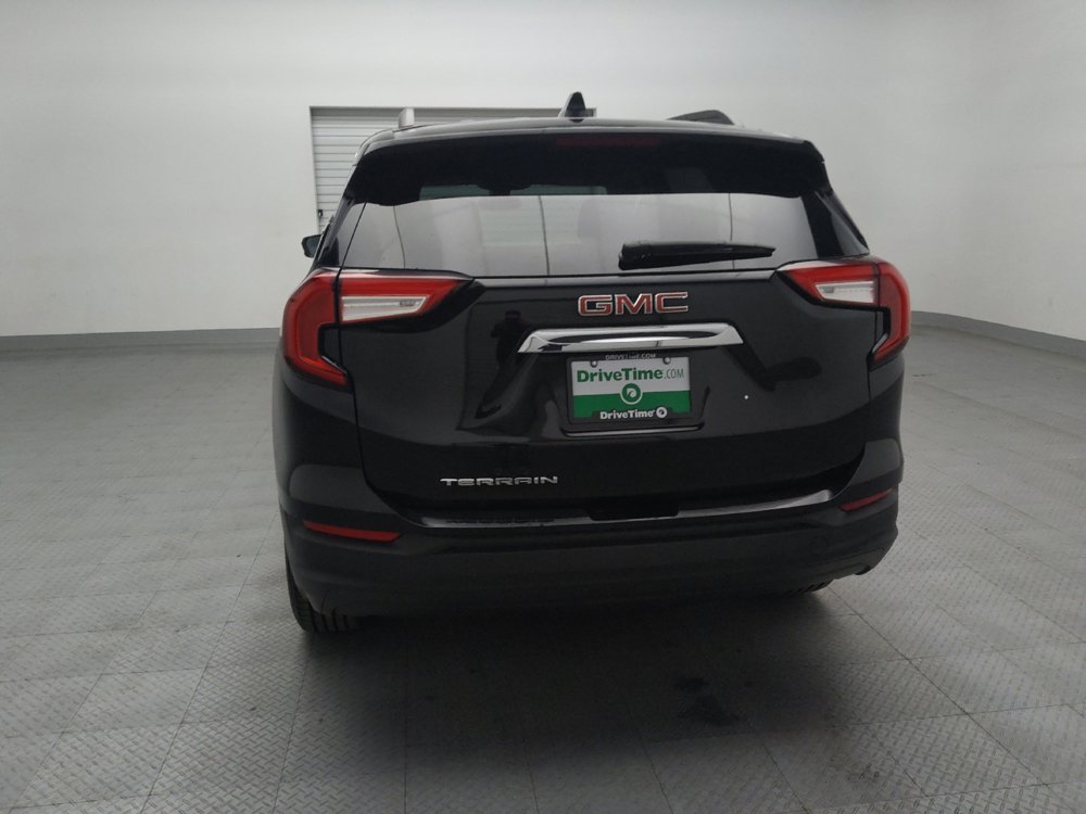 Used 2023 GMC Terrain SLE w/ Driver Convenience Package image 6