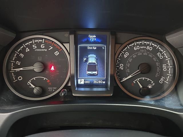 Used 2023 Toyota Tacoma TRD Sport image 18