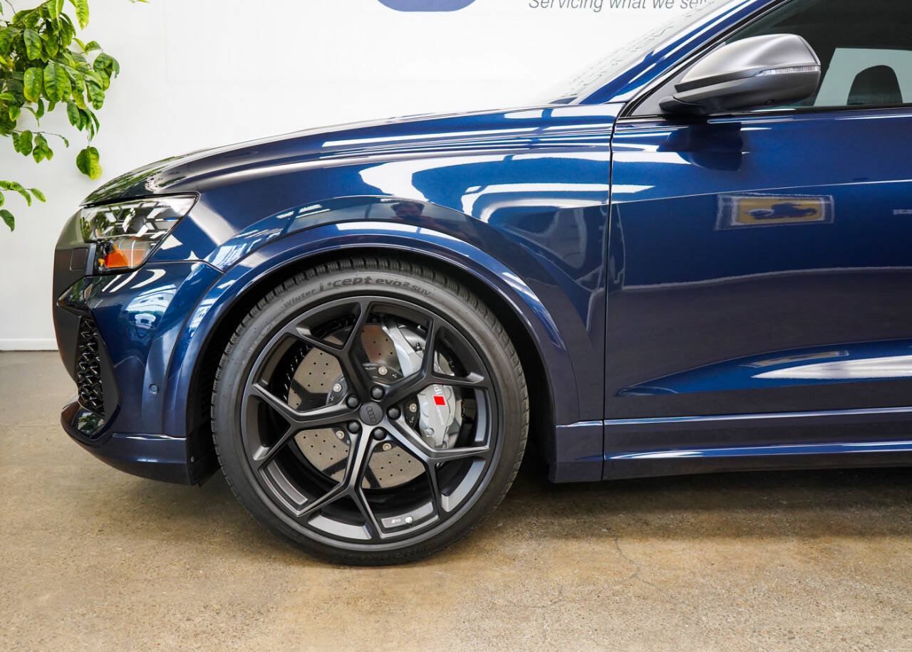 Used 2026 Audi RS Q8 performance AWD/4WD image 7
