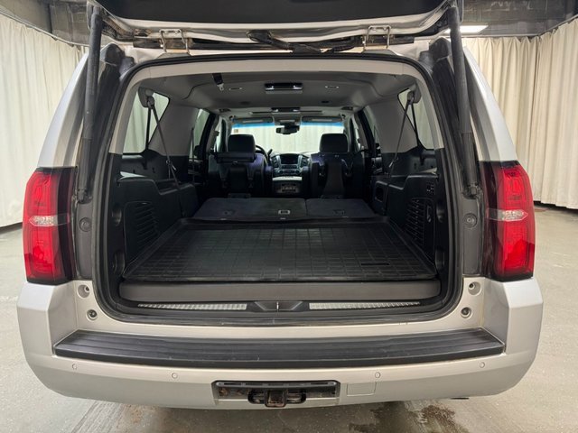 Used 2017 Chevrolet Suburban LT w/ LT Signature Package image 35