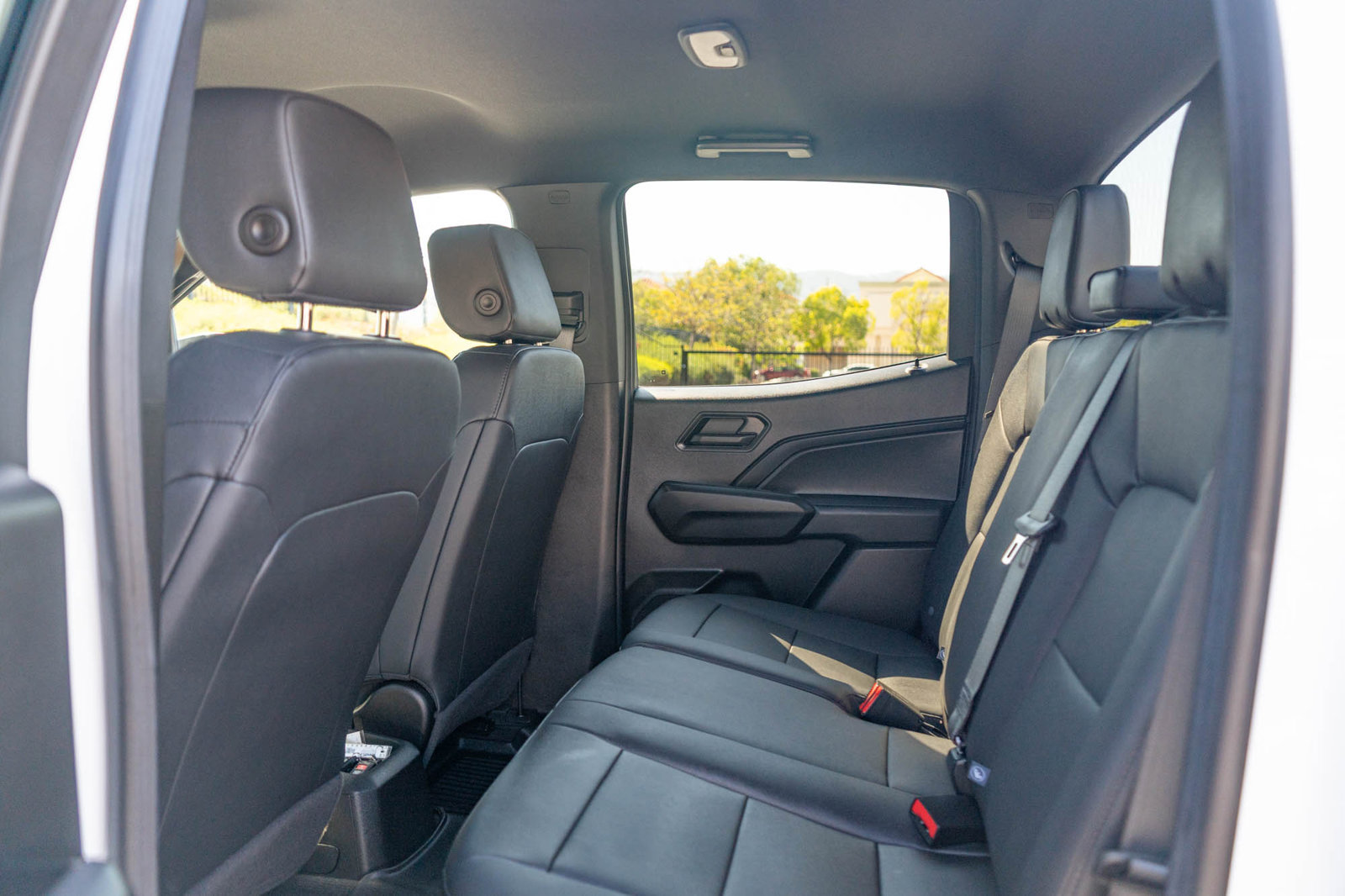 Used 2024 Chevrolet Colorado W/T RWD image 16