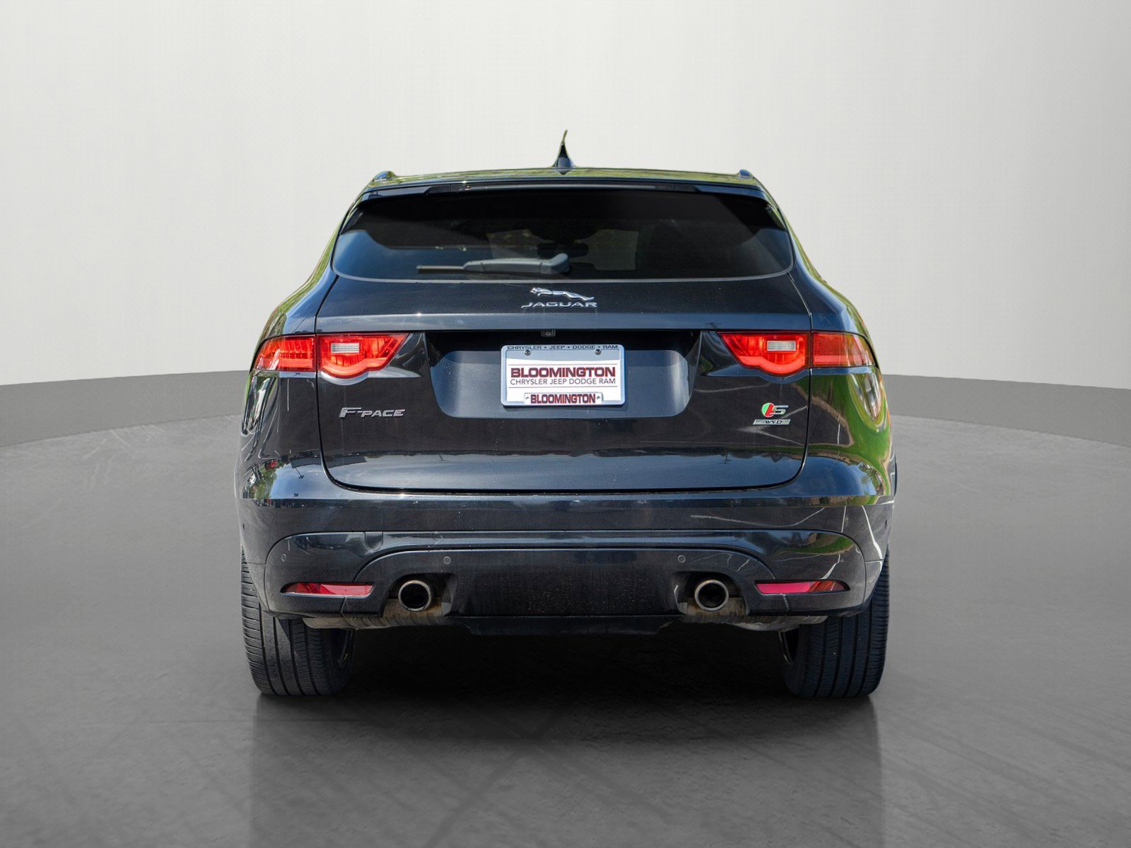 Used 2019 Jaguar F-PACE S AWD/4WD image 6