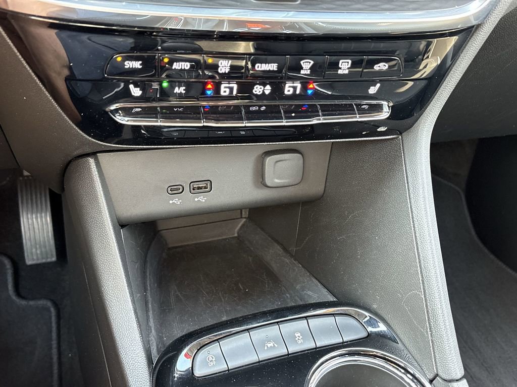 Used 2024 Buick Encore GX Avenir image 20