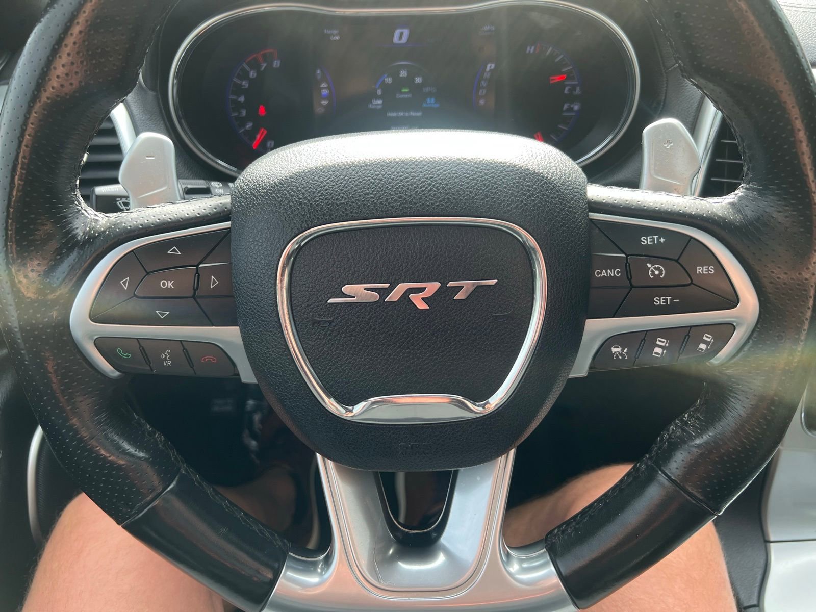 Used 2015 Jeep Grand Cherokee SRT w/ Luxury Group II image 36