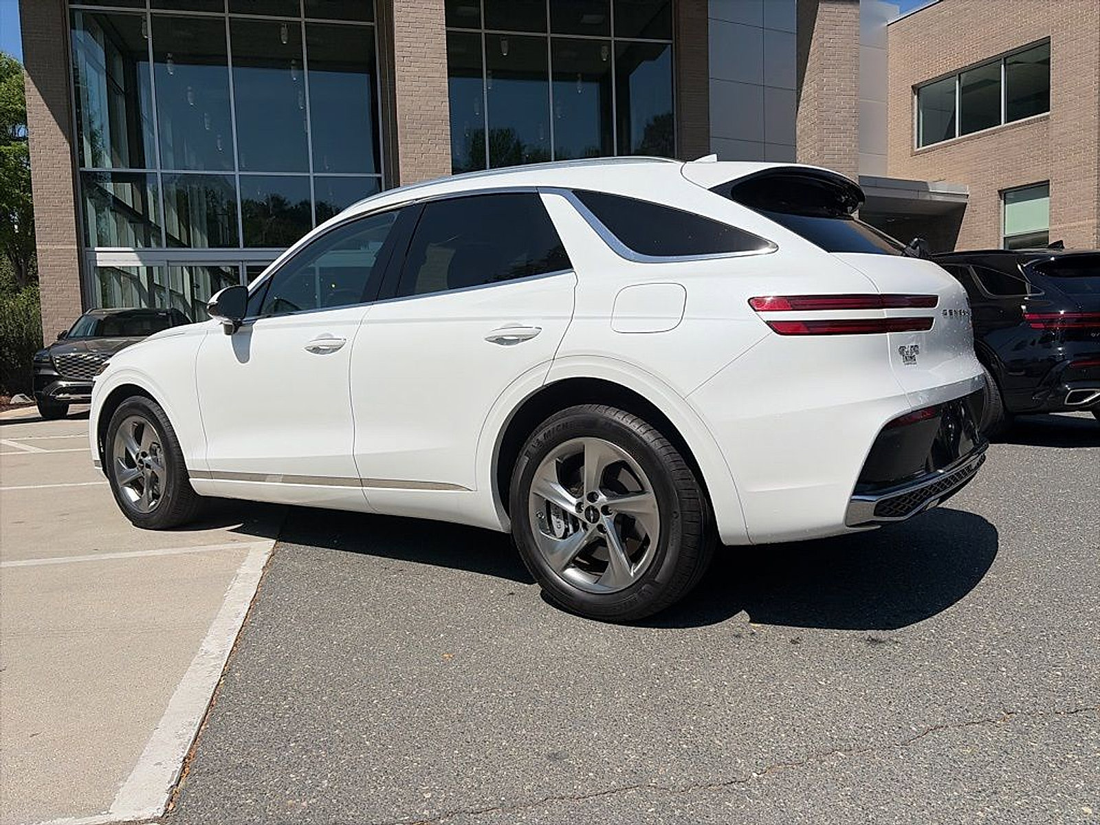 Certified 2026 Genesis GV70 2.5T Select AWD/4WD image 4