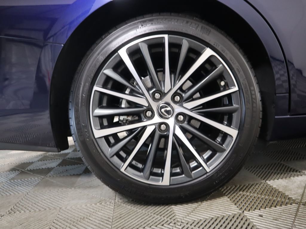 Certified 2025 Lexus ES 350 w/ Premium Package image 32