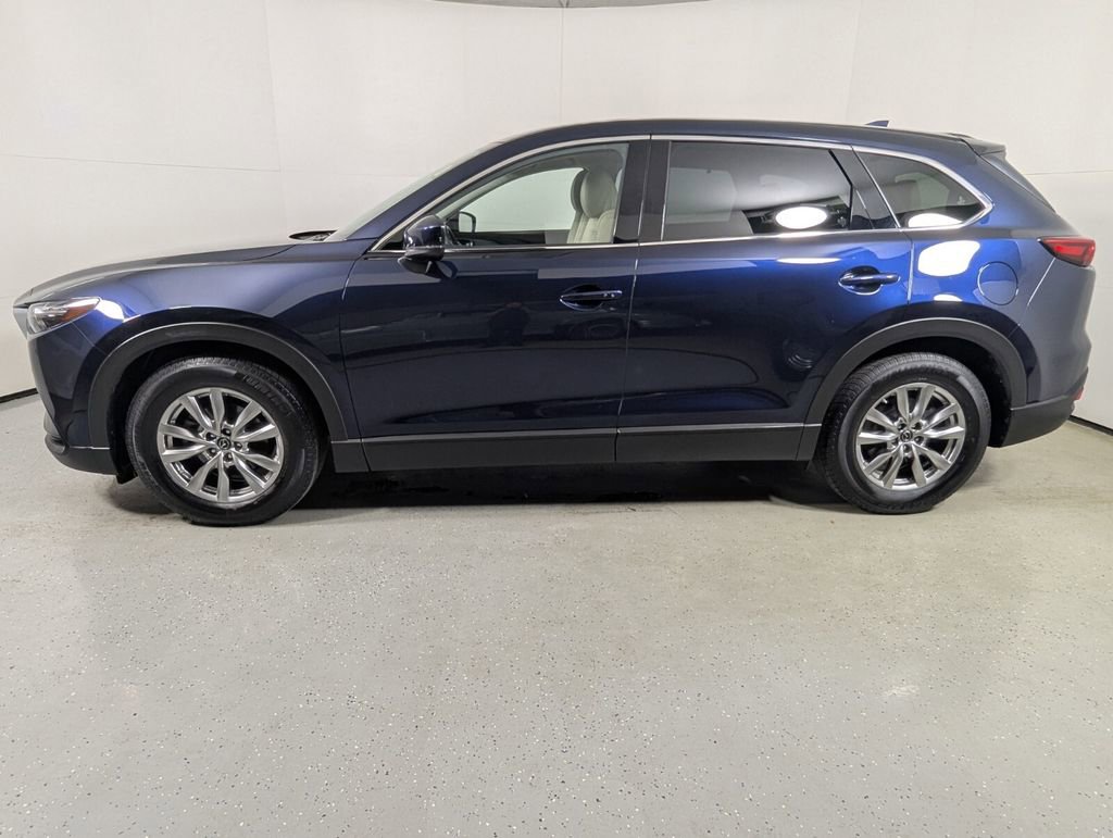 Used 2019 MAZDA CX-9 Touring w/ Touring Premium Package image 4