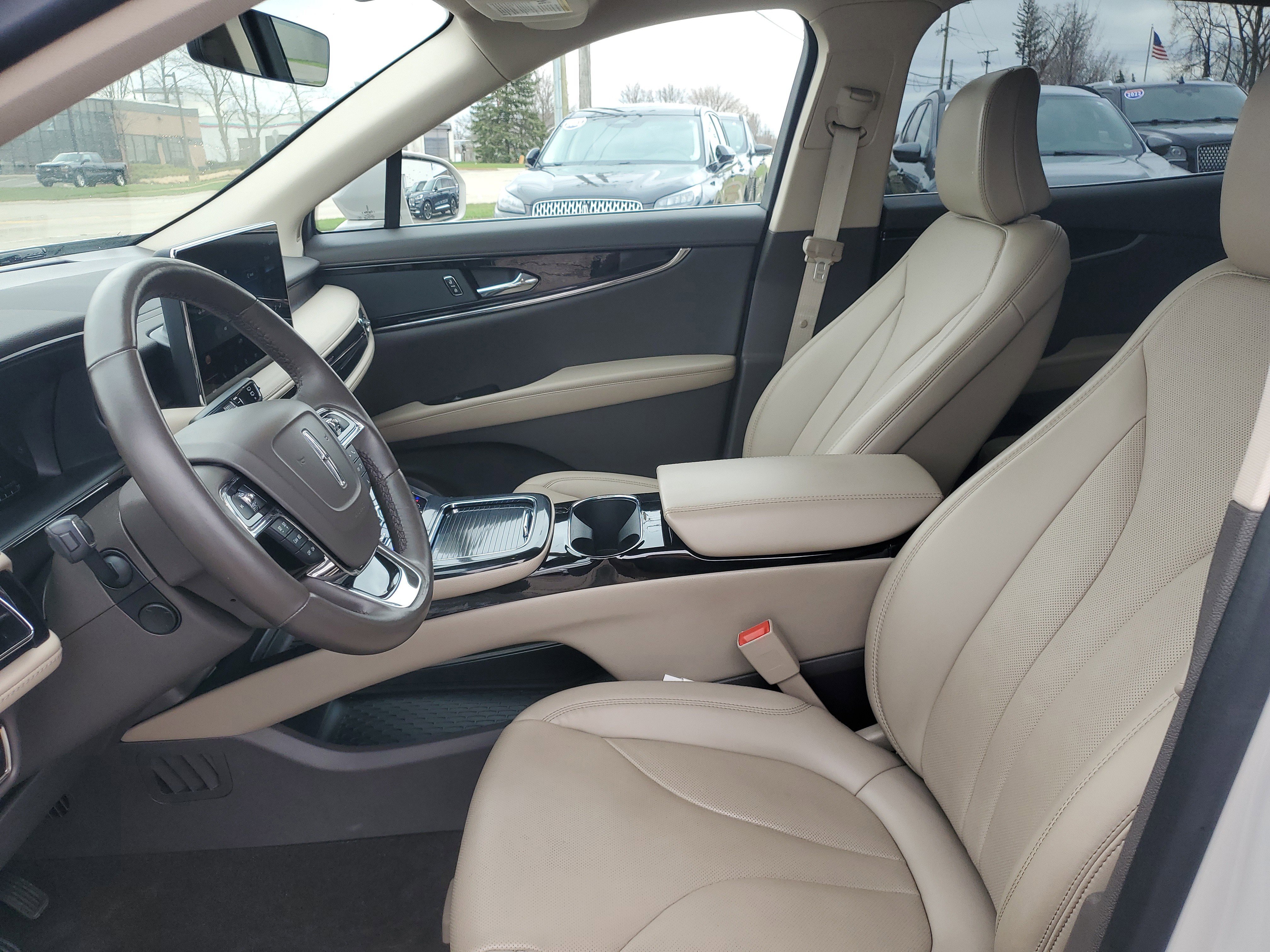 Certified 2022 Lincoln Nautilus Reserve AWD/4WD image 11