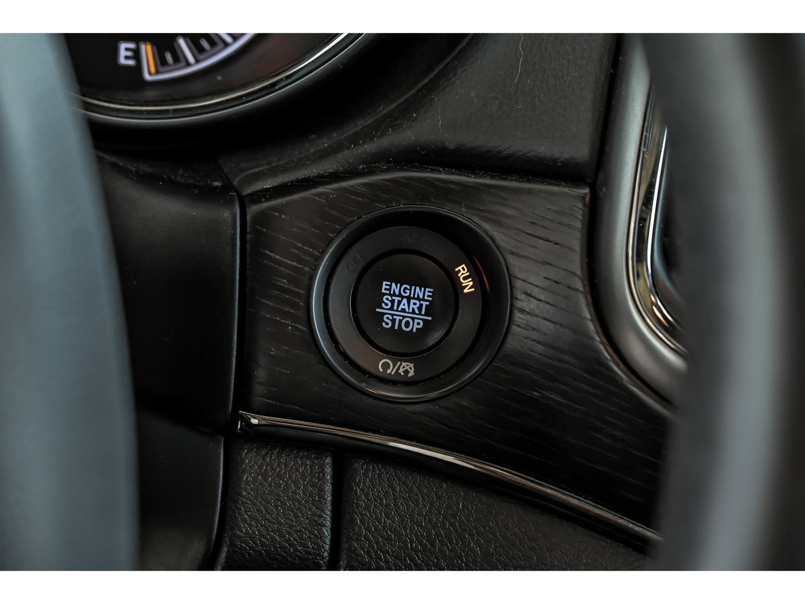 Used 2018 Jeep Grand Cherokee High Altitude AWD/4WD image 19