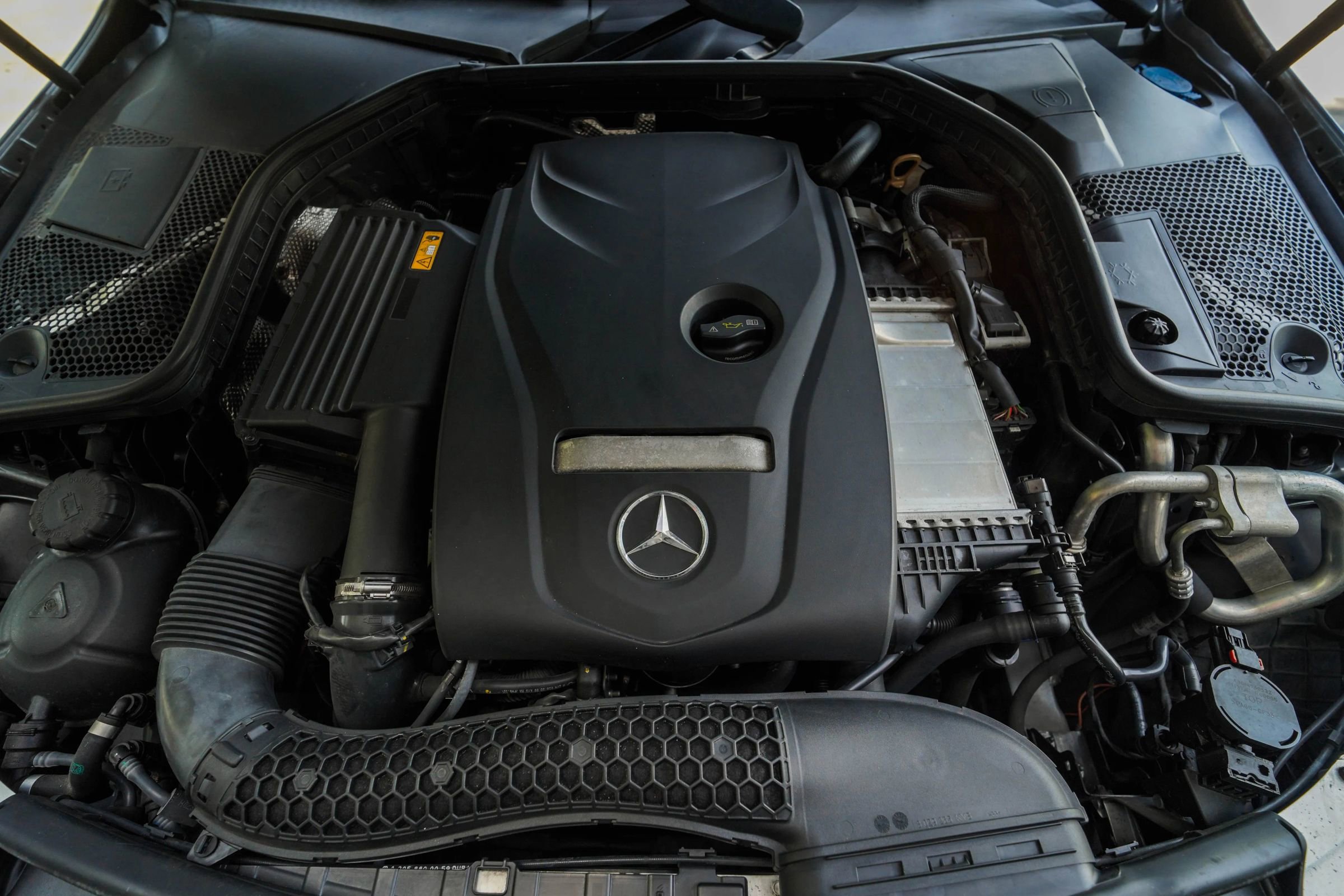 Used 2018 Mercedes-Benz C 300 Sedan image 32
